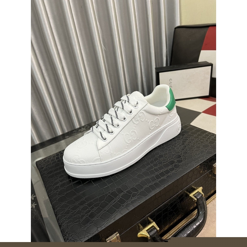 G*u*i casual shoes